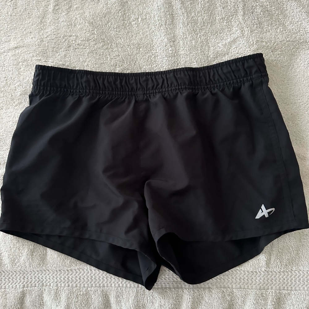 XL athletic black shorts